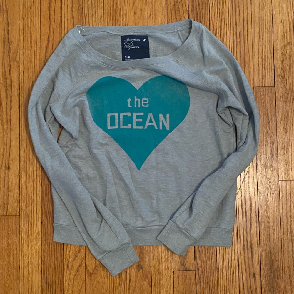 American Eagle Sweatshirt